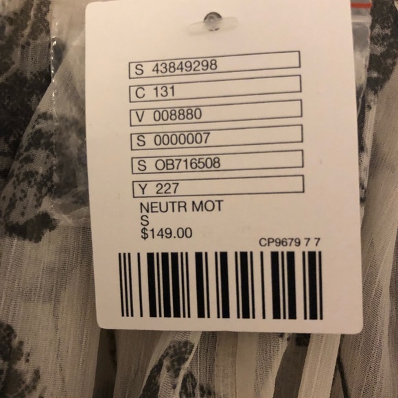 NWT Urban Outfitters size small romper - Picture 5 of 5